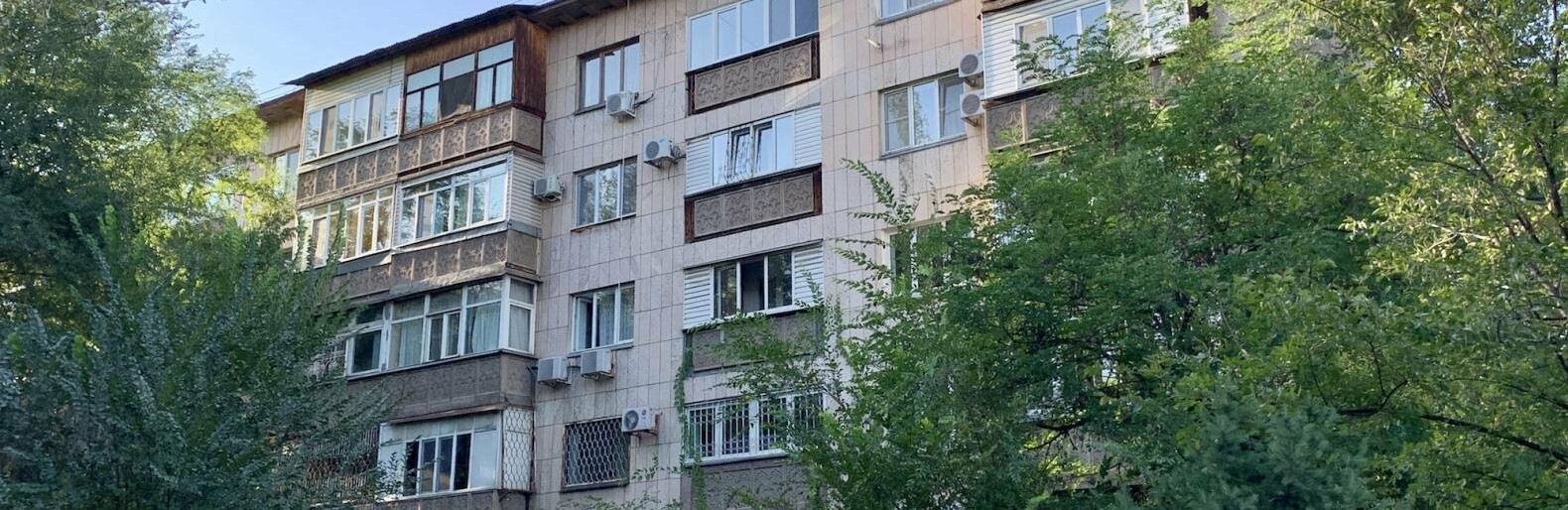 Фасады 12 домов в Алмалинском районе Алматы реконструируют в 2021 году